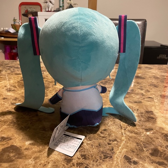 Hatsune Miku Vocaloid Kyurumaru 2022 Sitting Plush Japan - Picture 14 of 16